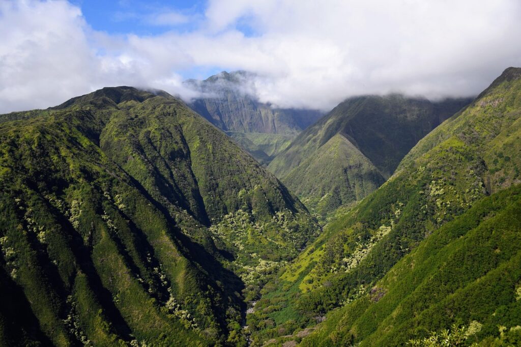 ʻĪao Valley State Monument