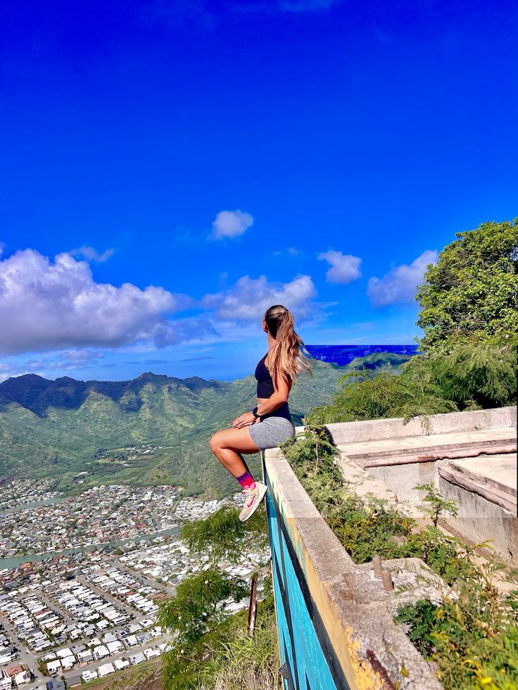 Hiking Koko Head Trail Hawaii