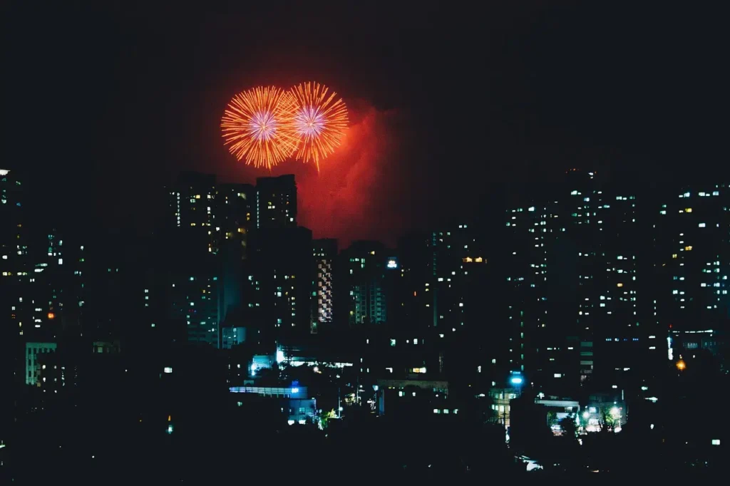 Can You See Fireworks From Waikiki Hotels