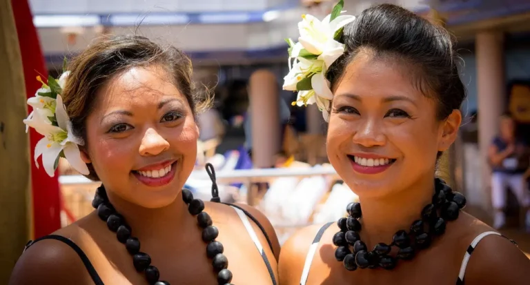Free-Hawaiian-Cultural-Shows
