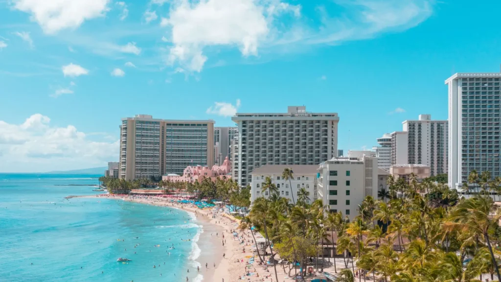 fireworks-from-waikiki-hotels