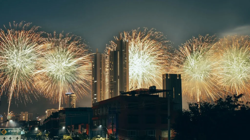 fireworks-in-waikiki