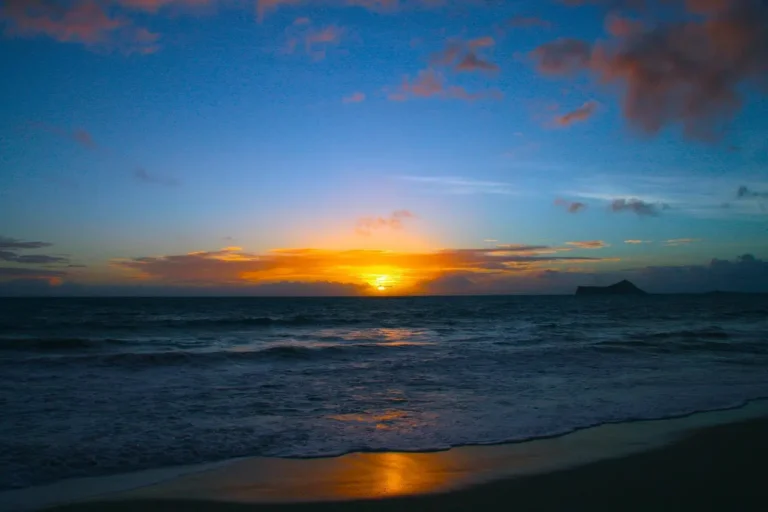 Best Calm Beaches in Oahu for Non Swimmers