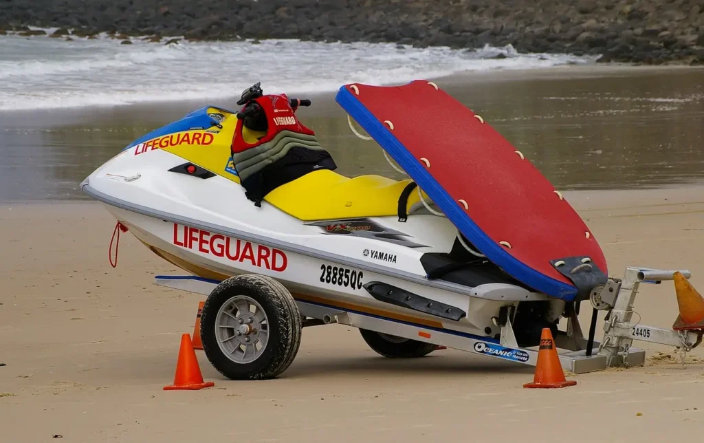 beaches with lifeguards