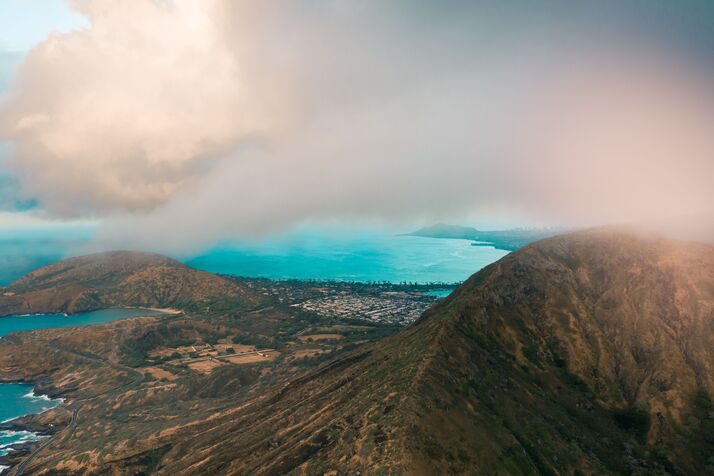 Ehukai Pillbox Hike 
